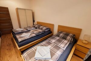 Héregi Harangszó Vendégházak, szállás, apartman, természetközeli, erdő, dézsafürdő, hangulat apartman,