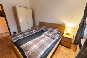 Héregi Harangszó Vendégházak, szállás, apartman, természetközeli, erdő, dézsafürdő, hangulat apartman,